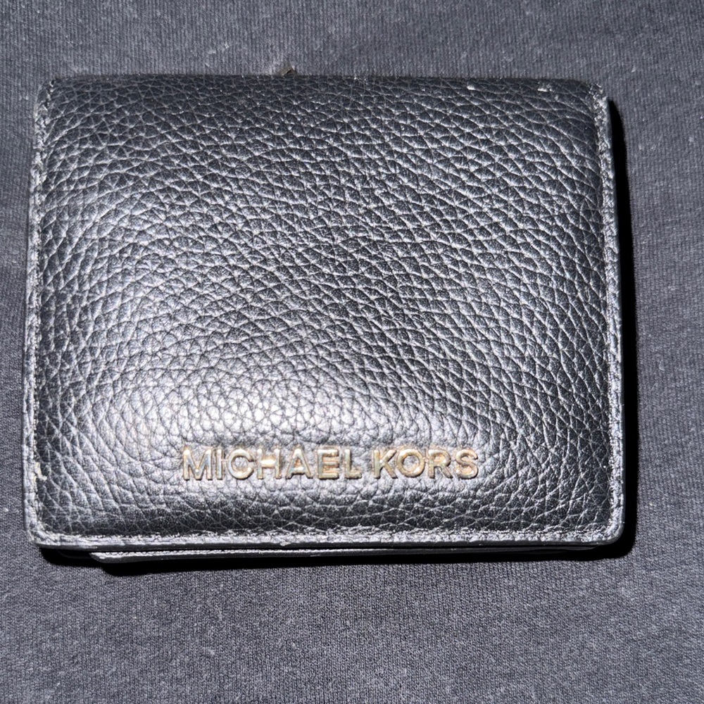 Michael Kors Black Pebbled Leather Card & Key Holder with Gold Logo